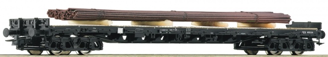 4 axle Flat car loaded with metal bims<br /><a href='images/pictures/Roco/224853.jpg' target='_blank'>Full size image</a>